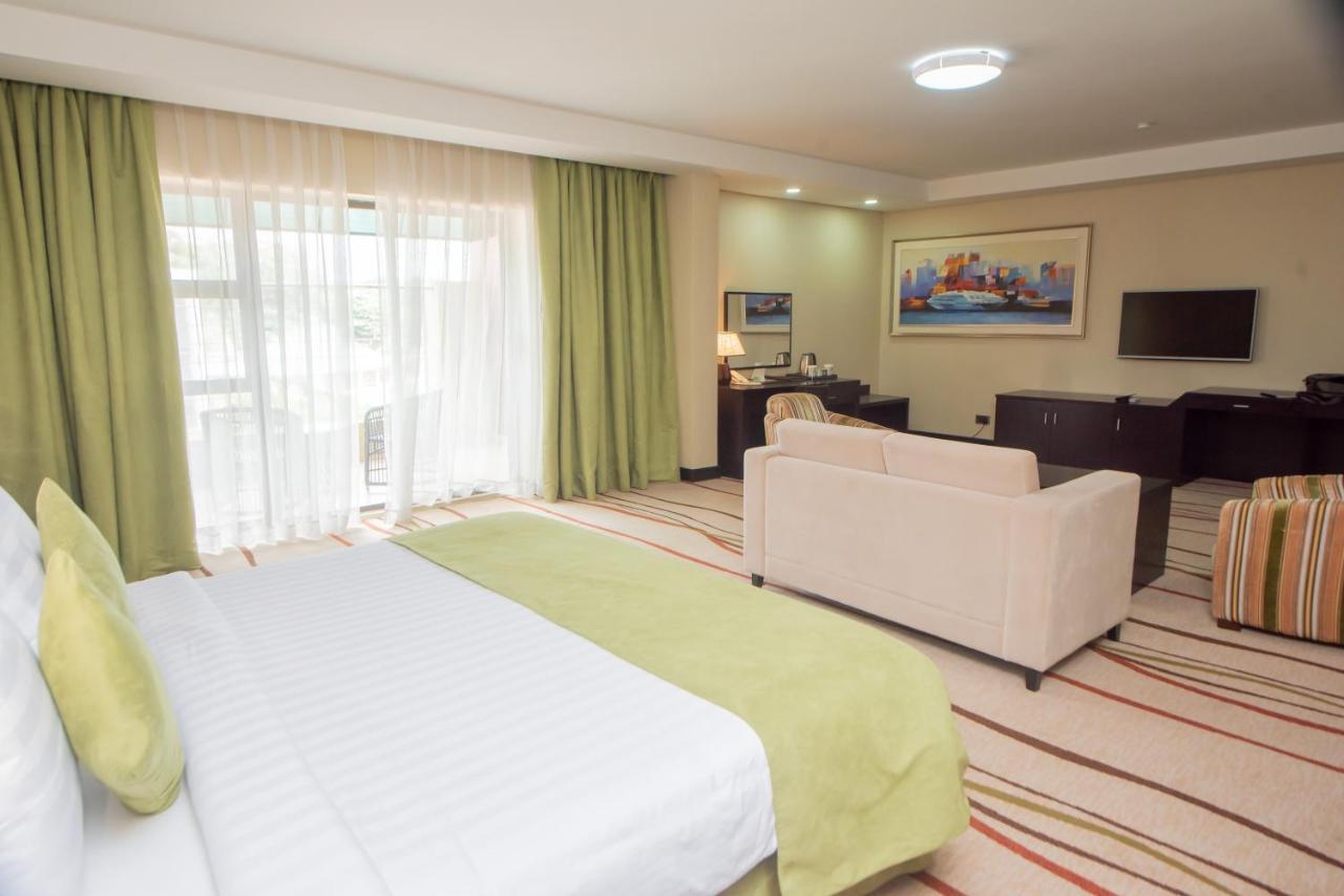 Crossroads Hotel Blantyre Buitenkant foto